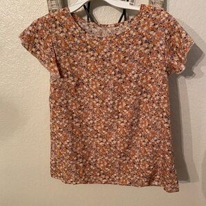 NWOT Women Floral Print size Large